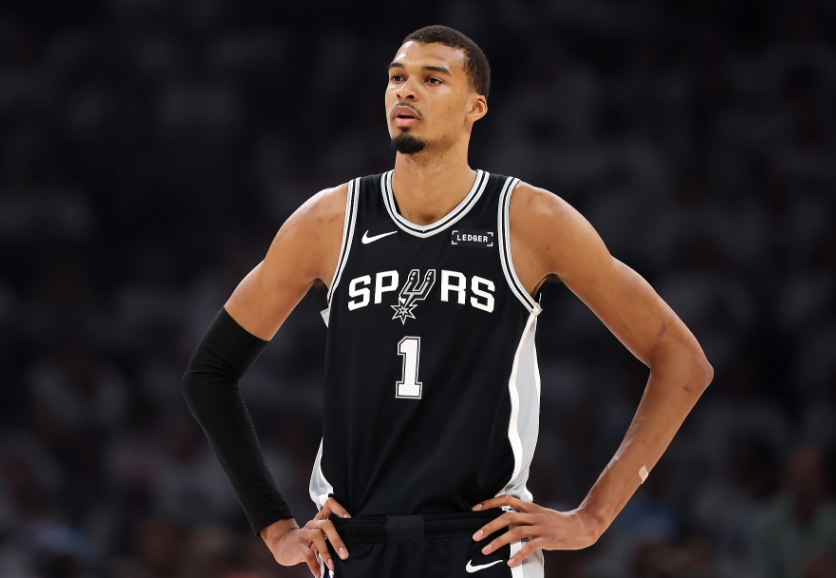 开云全站APP-逃过罚款！NBA官方口头警告文班亚马 因天王山后拒绝采访